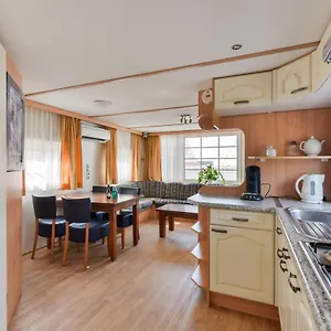 Chalet Chalet For 2 At The Beach, Zandvoort