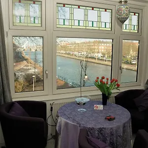sams-place.thehaguehotels.net/